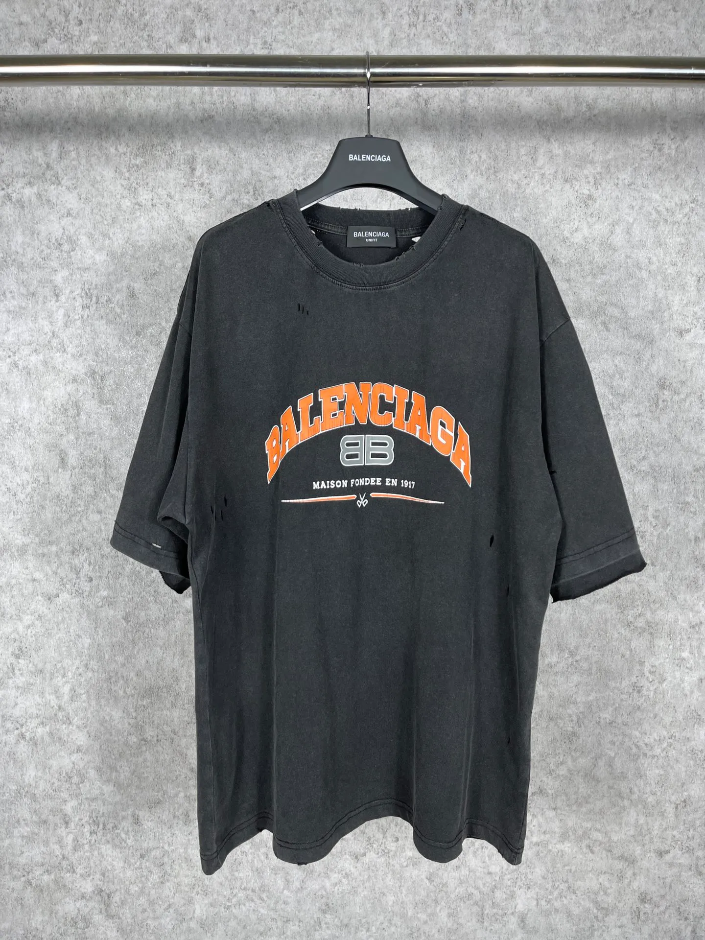 【 . Quality】BALENCI*GA/ .BB LOGO T . . ZP . 260 ， . ， ， 。Classic ， . ， ， 。 . ， 。 ， ， ， OS . Same Style。 ：BL 223012 ： . Blue. White.Red Size：XS L